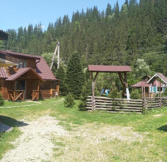 فندق صغير Sadiba Pid Skeleyu