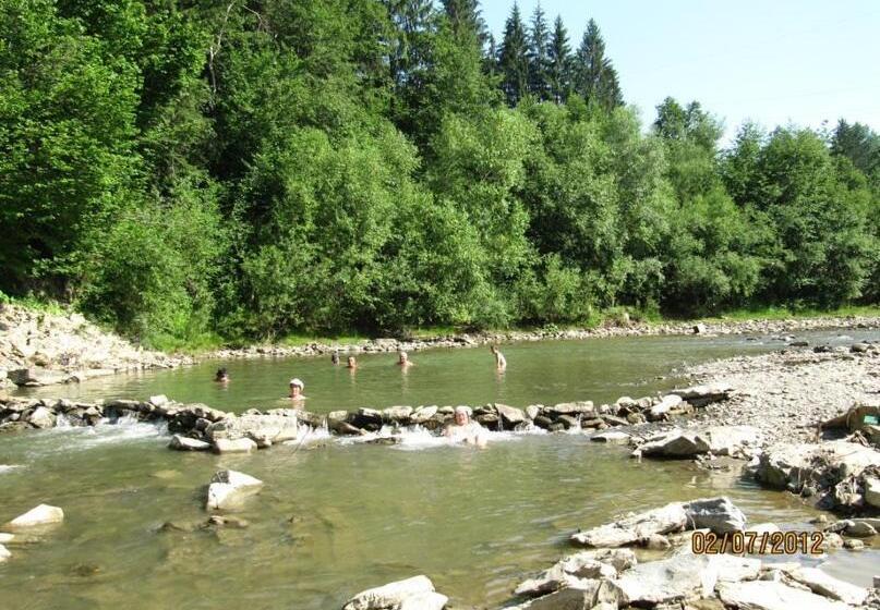 فندق صغير Sadiba Pid Skeleyu