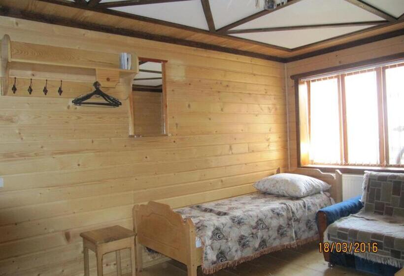 فندق صغير Sadiba Pid Skeleyu