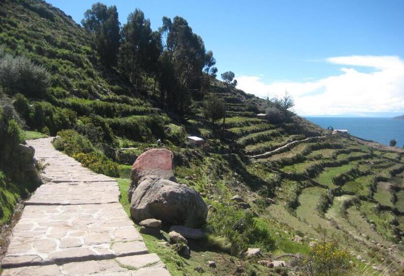 호스텔 Taquile Familia Celso