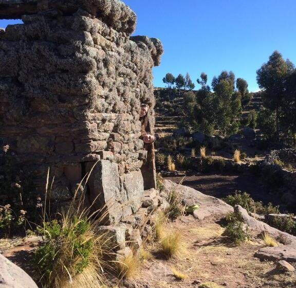 호스텔 Taquile Familia Celso