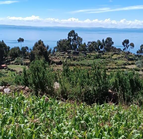 호스텔 Taquile Familia Celso