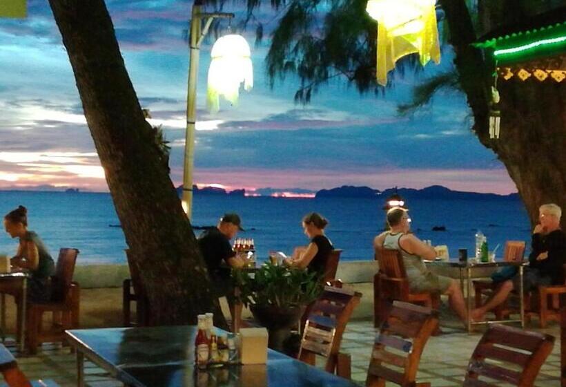 Andaman Beach Resort Koh Jum