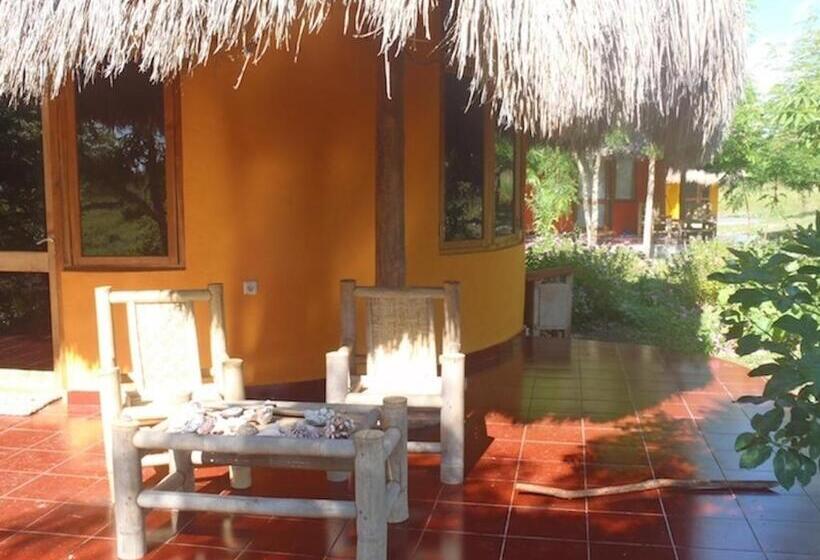 مبيت وإفطار Oro Beach Houses