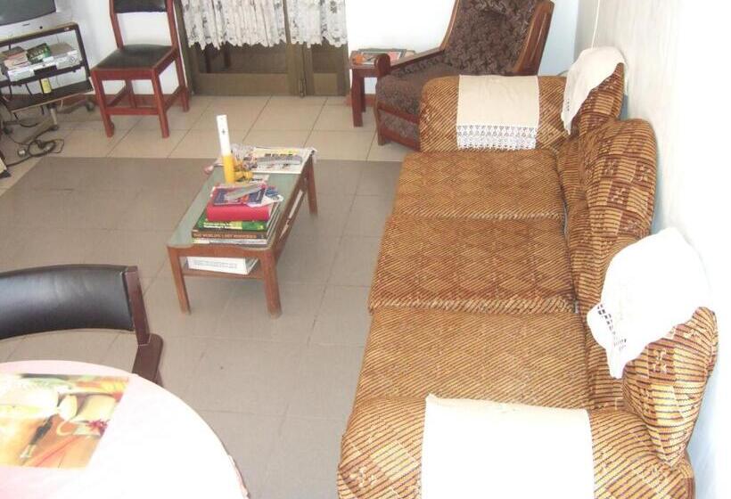 住宿加早餐  Sampson S Guesthouse Company Ltd