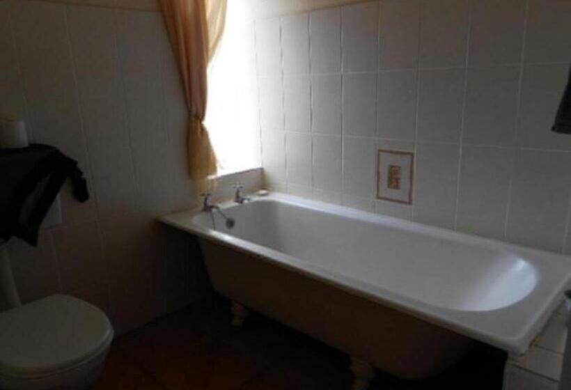 민박 Sutherland Guest House