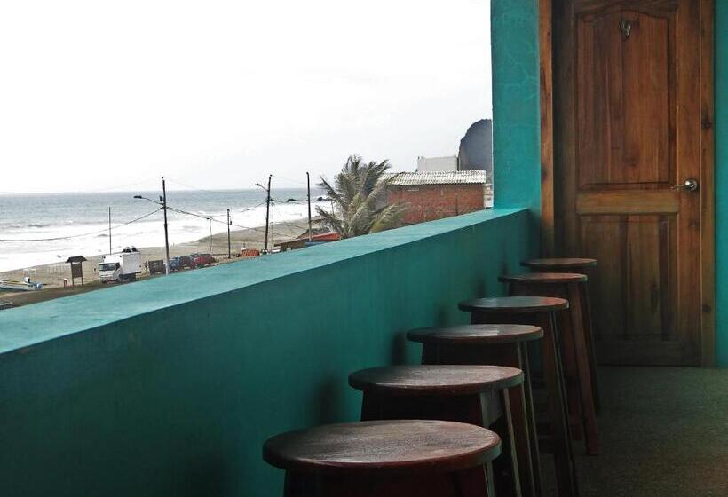 Bed & Breakfast The Lookout Beach