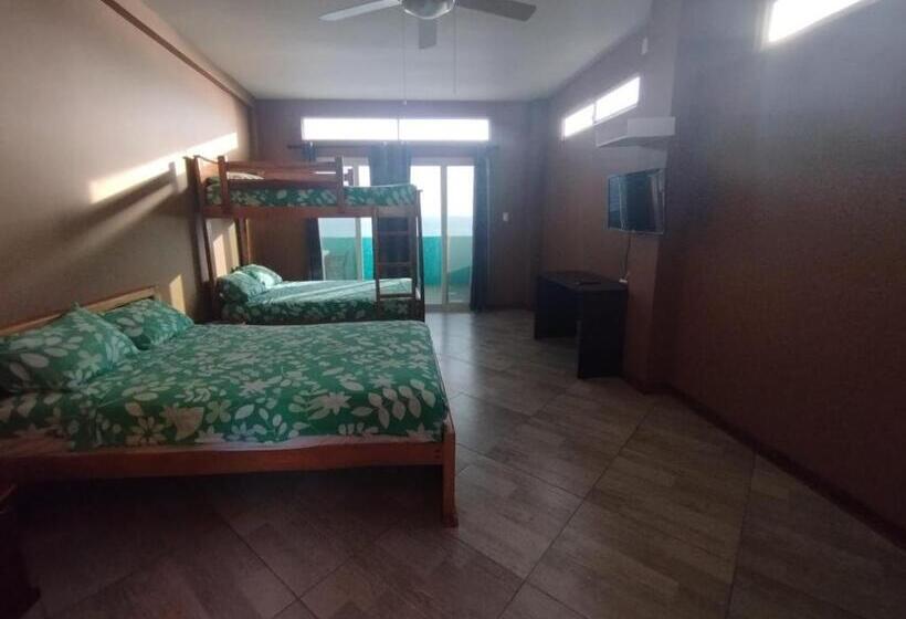 Bed & Breakfast The Lookout Beach