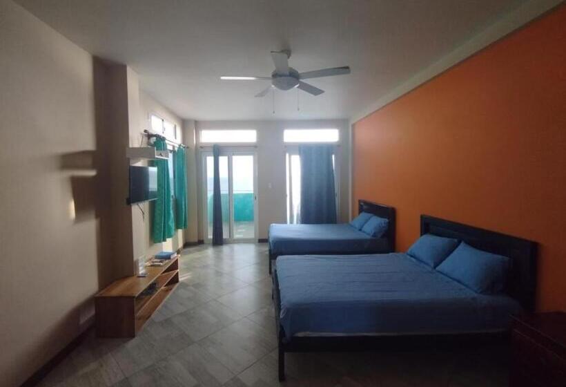 Bed & Breakfast The Lookout Beach