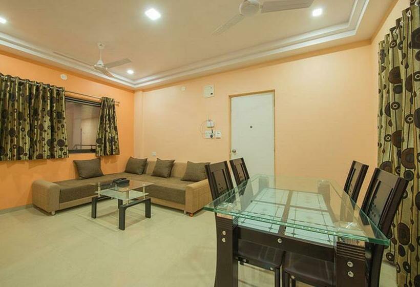 Budget Inn Service Apartments   Tiger Plaza