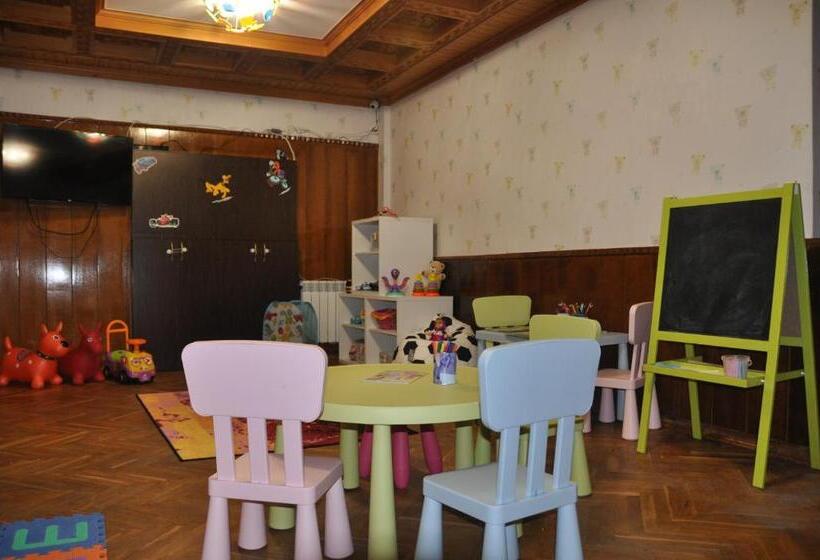Family Hotel Balkanci
