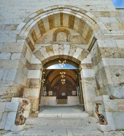 ホテル Akhan Kervansaray