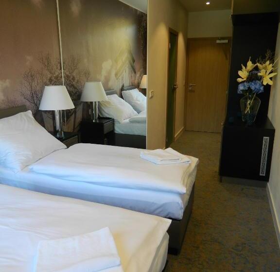 Szálloda Bílý Páv