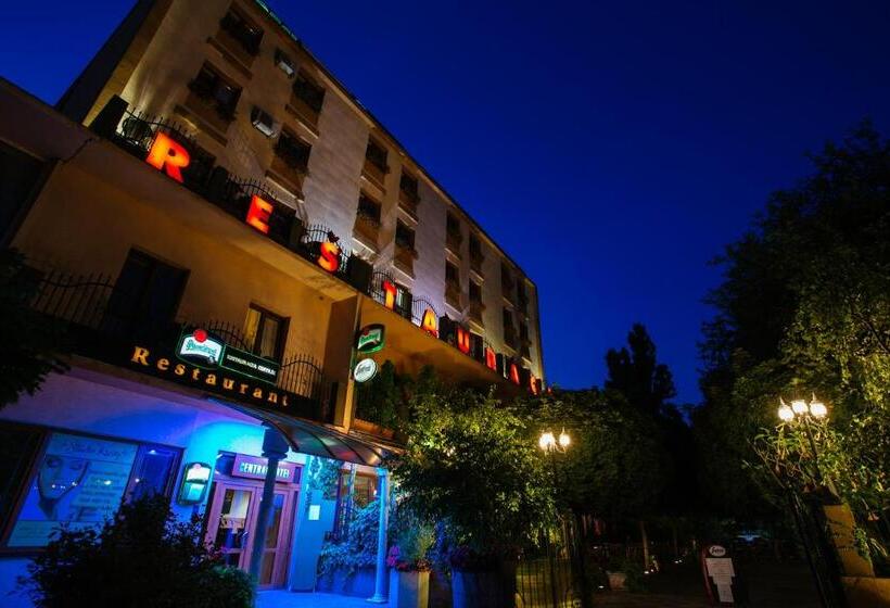 בית מלון כפרי Centrál šaľa