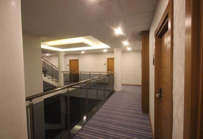 ホテル Garden Zara