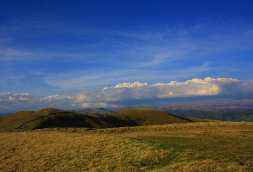 בית מלון כפרי Golden Palace