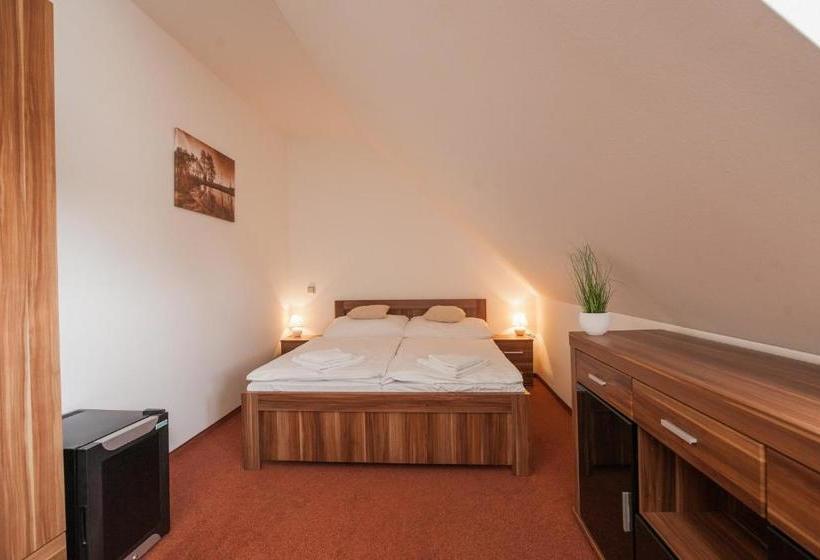 酒店 Golf&wellness Resort Alfrédov