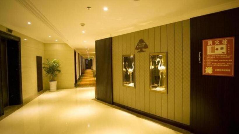 בית מלון כפרי Greentree Inn Fuzhou Dongxiang Longshan Express