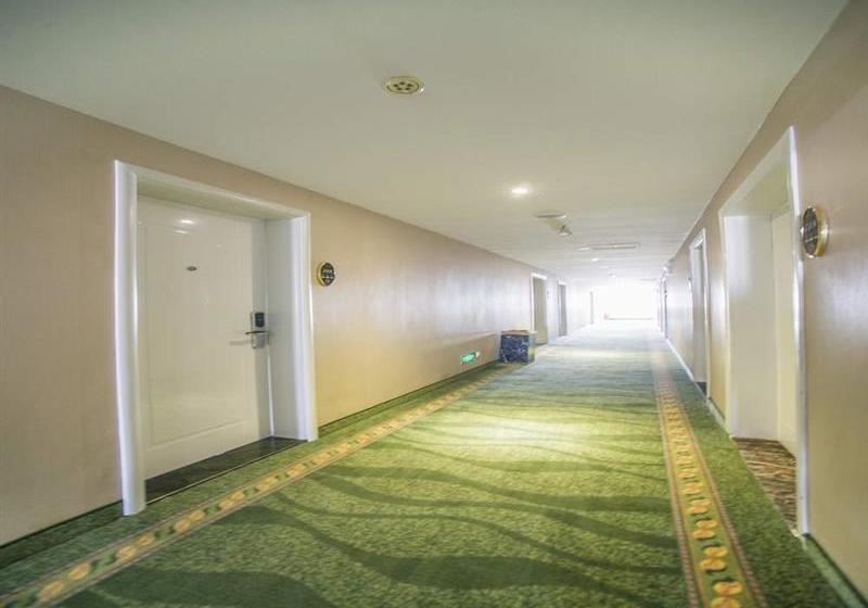 호텔 Green Tree Inn Ningde Xiapu County Bus Station