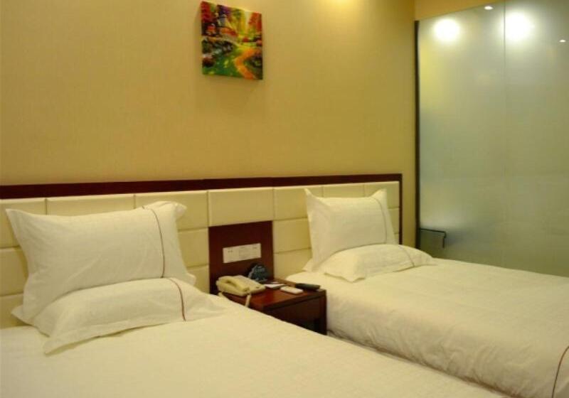 Отель Greentree Inn Shanxi Luliang Fengshan Road Central Park Express