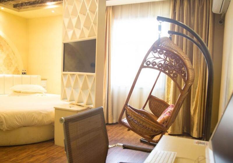 Отель Greentree Inn Shanxi Luliang Fengshan Road Central Park Express