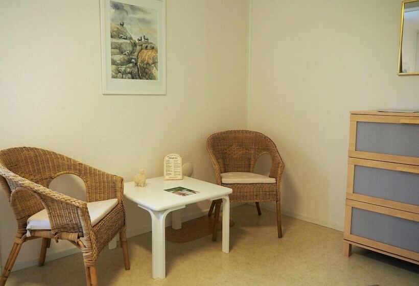 ホテル Hillesgården