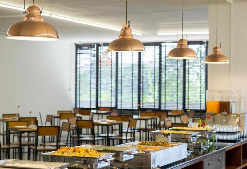 Отель Ichapter Suvarnabhumi