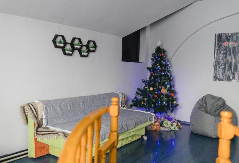 בית מלון כפרי Kolyba Opryshkiv