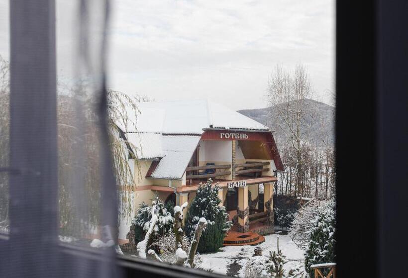 בית מלון כפרי Kolyba Opryshkiv