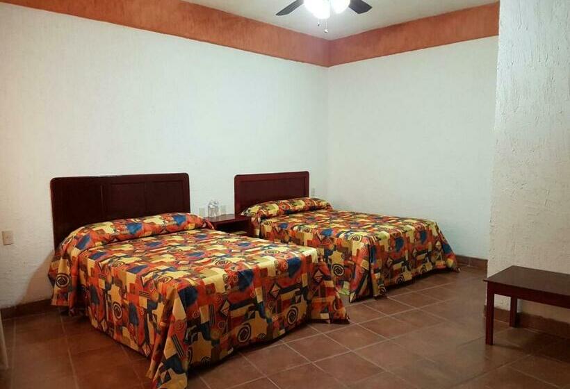 Отель Maria Del Refugio