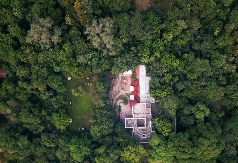 בית מלון כפרי Mela Kothi   The Chambal Safari Lodge
