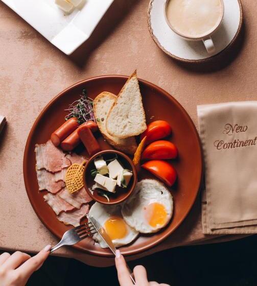 فندق New Continent