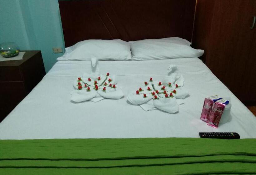 ホテル Nuevo Amanecer