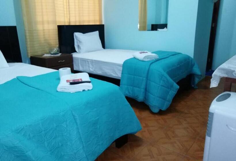 ホテル Nuevo Amanecer