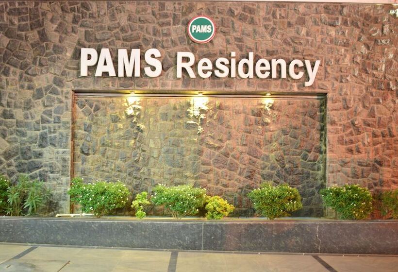 ホテル Pams Residency