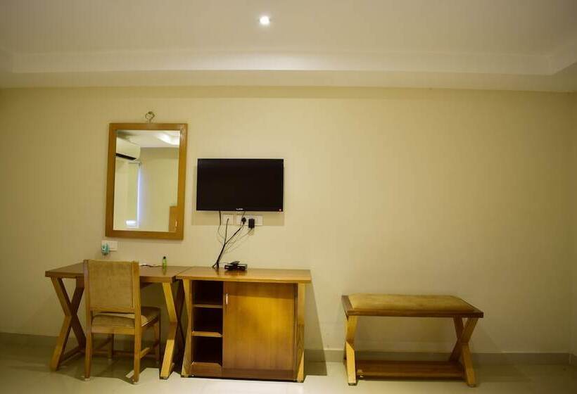 ホテル Pams Residency