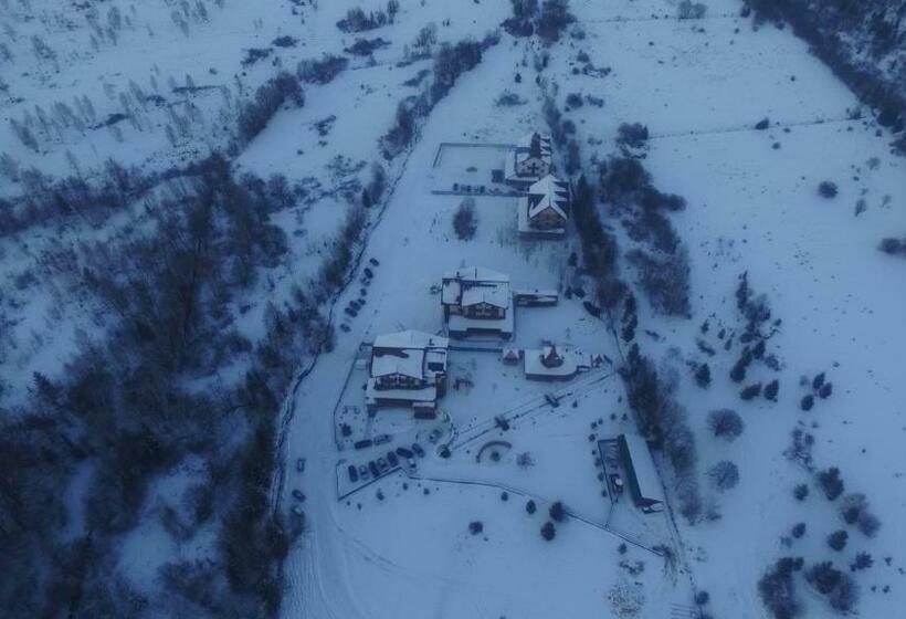 בית מלון כפרי Pensiunea Casa Luanna