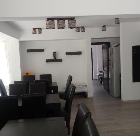 Отель Pensiunea Eden