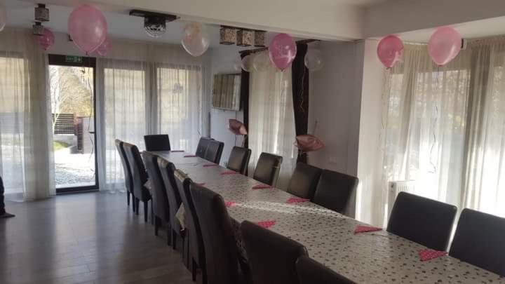 Отель Pensiunea Eden