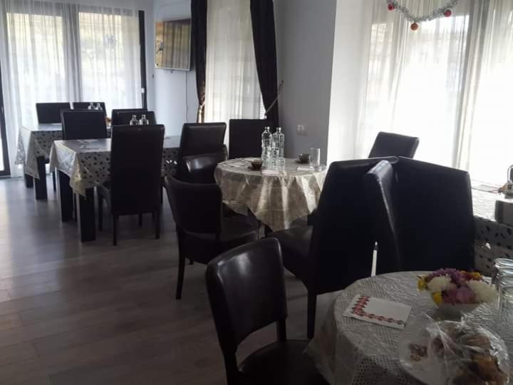 Отель Pensiunea Eden