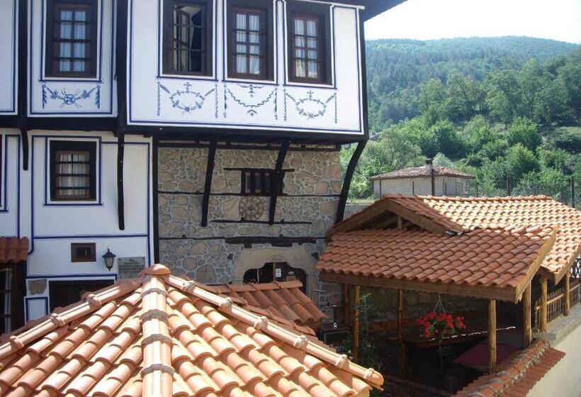 فندق Popsokol House