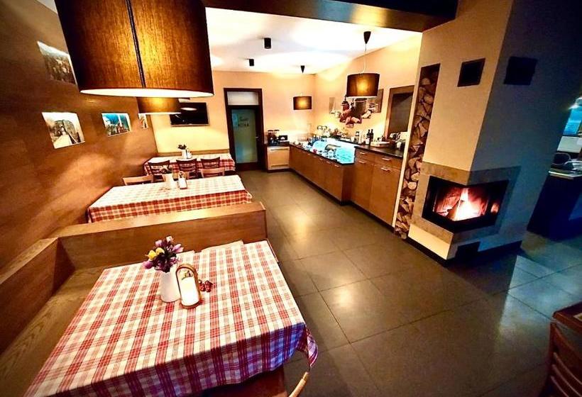 בית מלון כפרי & Restaurant Pod Kaštany