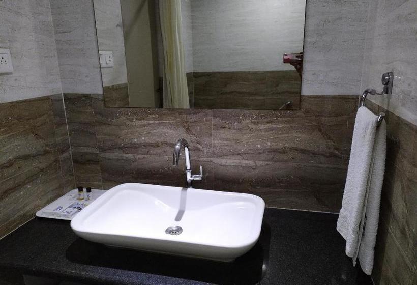 Rg Hotels And Resort