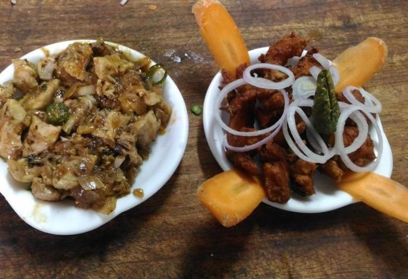 ホテル Saravana Grand