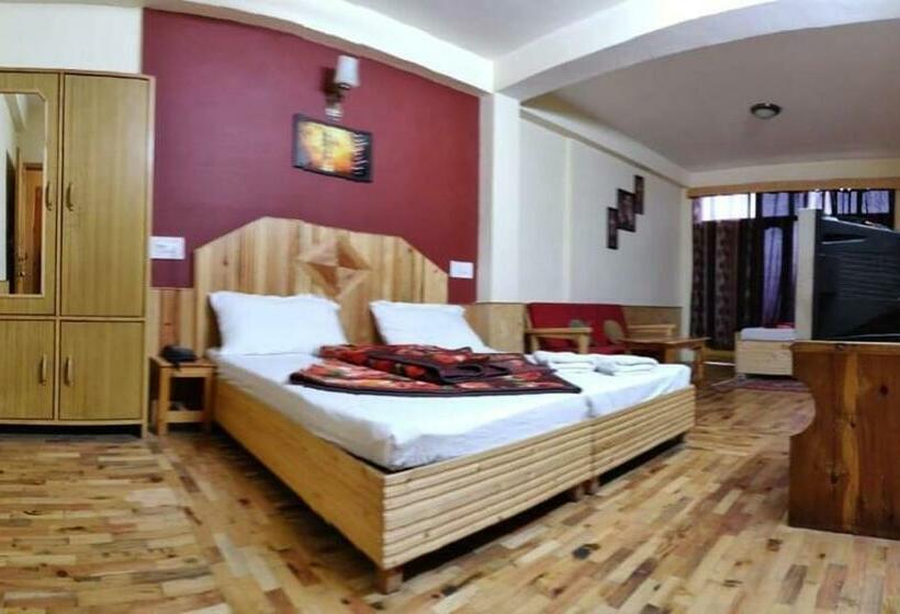 酒店 Soham S Chateau De Naggar Manali