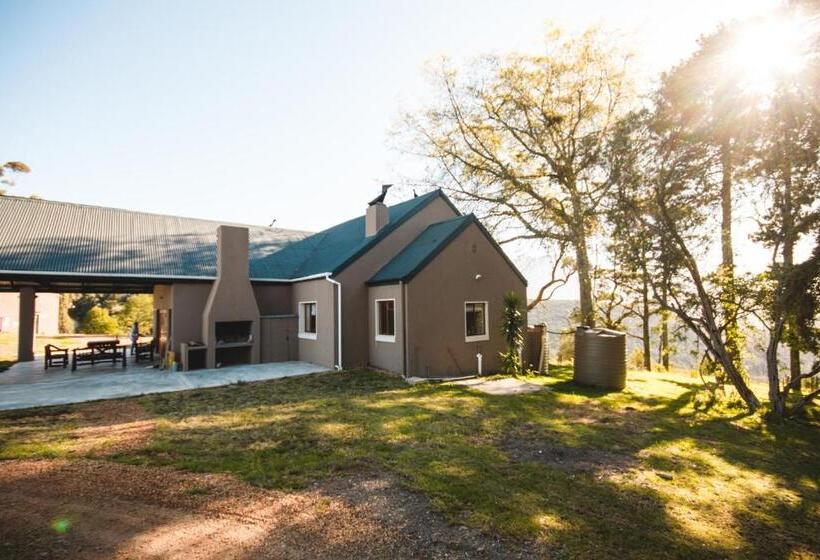 فندق Strawberry Hill Farm