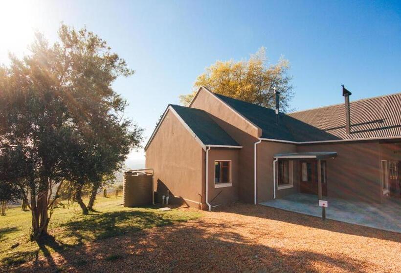 فندق Strawberry Hill Farm