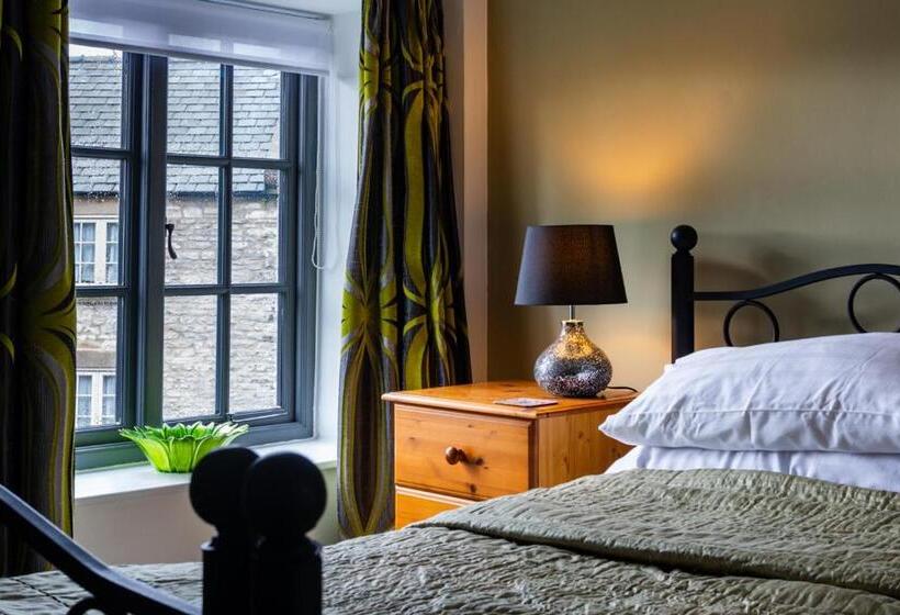 Отель The Bull At Foolow