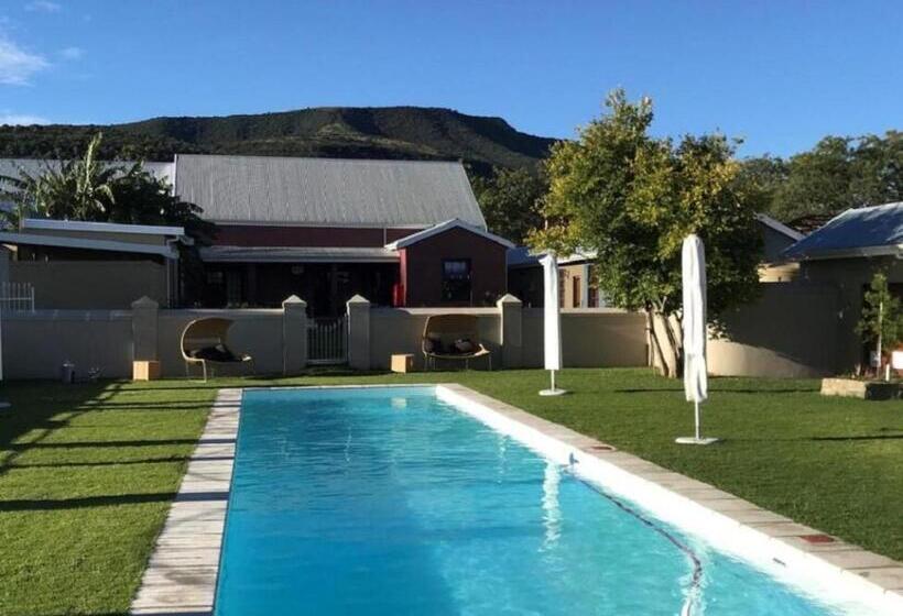 בית מלון כפרי The Duke Of Bedford