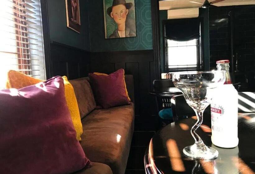 בית מלון כפרי The Duke Of Bedford